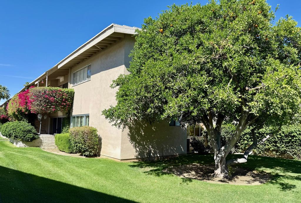 https://media.crmls.org/mediaz/a8f1ff97-f58b-4ce3-ae1b-601a8f2b7a9d.jpg?preset=X-Large