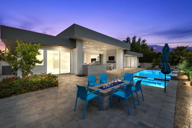 76305 Shoshone Drive, Indian Wells CA: https://media.crmls.org/mediaz/a8f247cd-8e54-415e-b711-fd5c48cb0d7d.jpg