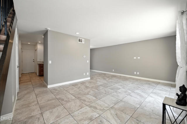 Detail Gallery Image 13 of 48 For 28763 Conejo View Dr, Agoura Hills,  CA 91301 - 3 Beds | 1/1 Baths