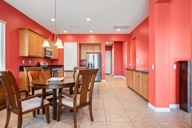 85701 Adria Drive, Indio CA: https://media.crmls.org/mediaz/a8f40b43-3023-41bf-8291-fe28f14b2b31.jpg