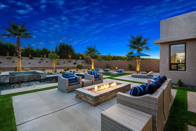 74425 Zeppelin Drive, Palm Desert CA: https://media.crmls.org/mediaz/a8f493ca-96c5-44ff-bfba-f63841d07eba.jpg