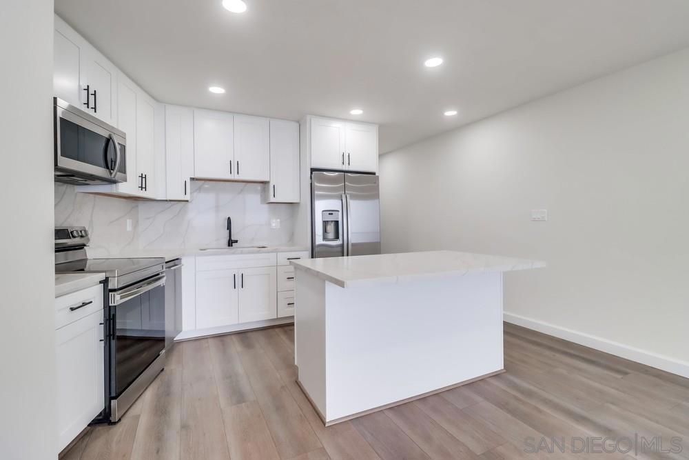 4909 Orchard Ave - photo 8