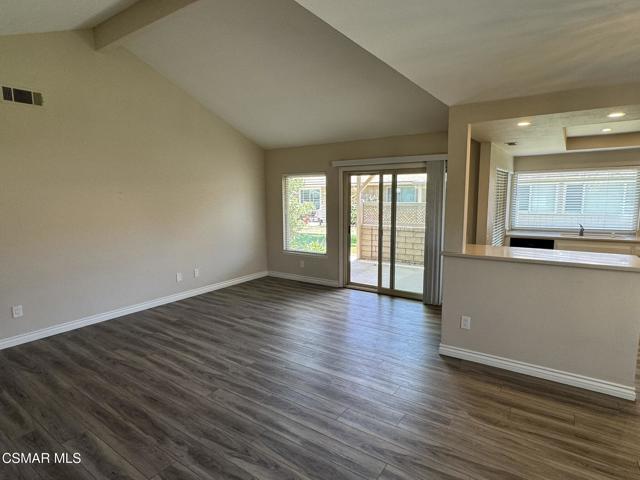 38114 Village 38, Camarillo CA: https://media.crmls.org/mediaz/a8f588bf-7d9a-4f48-ab6c-36db36b9b90f.jpg