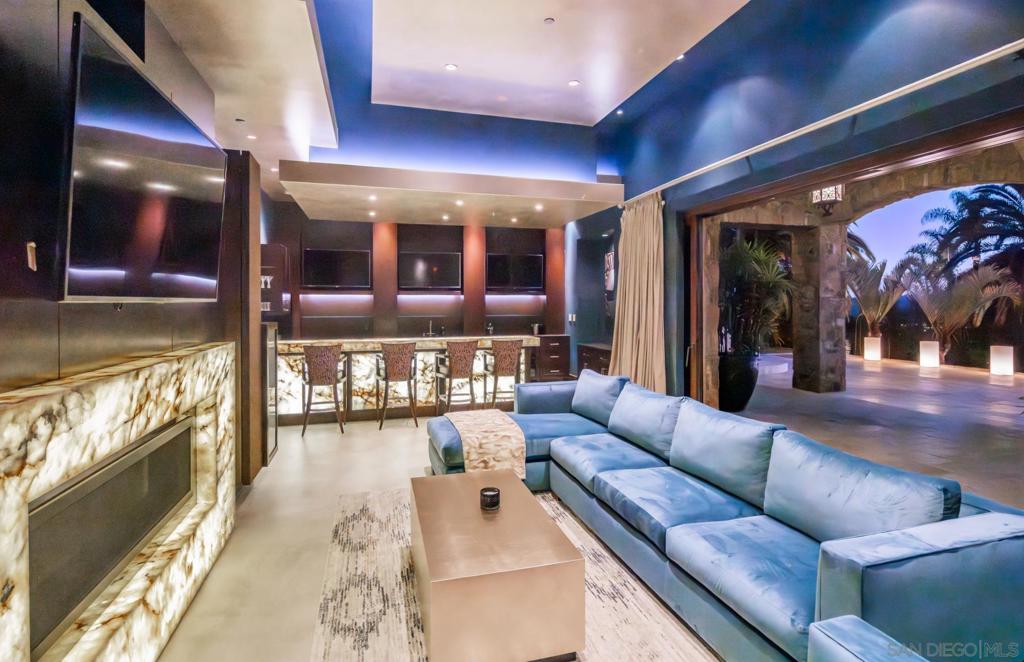 MLS #250035345SD image #24