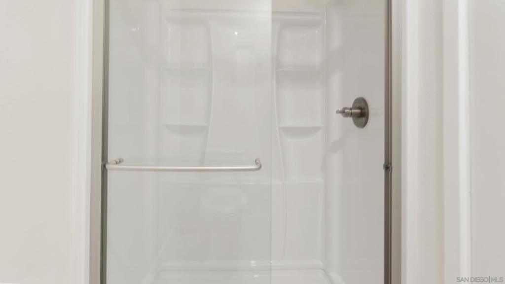 https://media.crmls.org/mediaz/a8f695b0-30ba-4dc6-9cc4-75695ac337eb.jpg?preset=X-Large