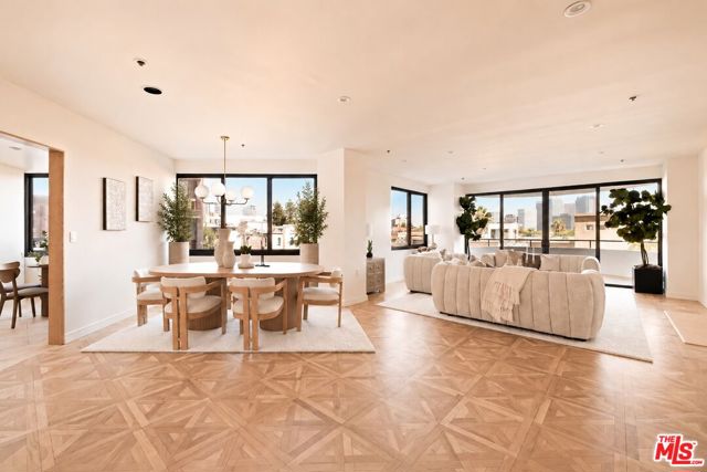 10560 Wilshire Boulevard, 404