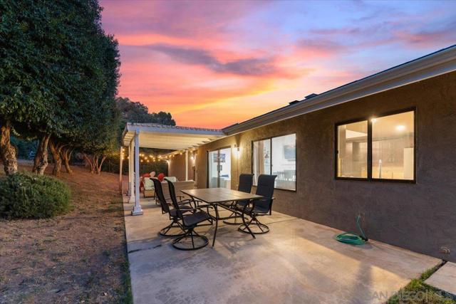 1210 Valentine Ln, Fallbrook, California 92028, 4 Bedrooms Bedrooms, ,2 BathroomsBathrooms,Single Family Residence,For Sale,Valentine Ln,250019645SD