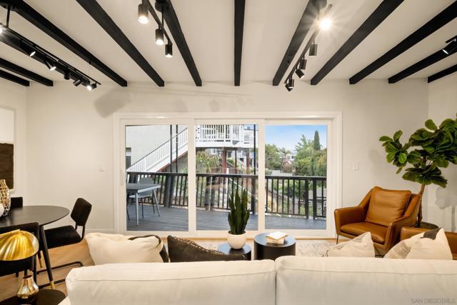 5061 Onstad St, San Diego CA: https://media.crmls.org/mediaz/a8fafc1a-429d-4aeb-aafd-511420423eb0.jpg