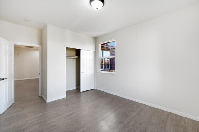 16341 Adobe Way, Lathrop CA: https://media.crmls.org/mediaz/a8fce733-9ebd-4251-b35f-e6bac49bfea8.jpg