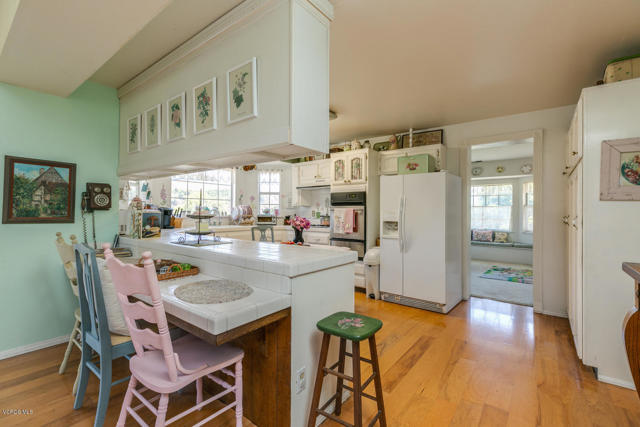 1480 Magnolia Drive, Santa Paula CA: https://media.crmls.org/mediaz/a8fd50c3-3321-46fb-9419-6e30b25d2626.jpg