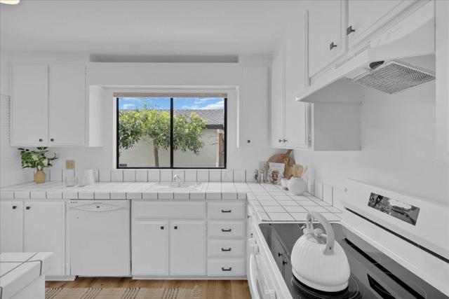 605 Acorn Court, Pacific Grove CA: https://media.crmls.org/mediaz/a8fdd2d8-c052-4274-8f13-4782e34c1c81.jpg