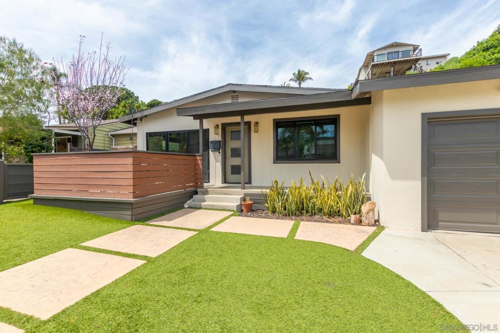 1880 Catalina Blvd - photo 2