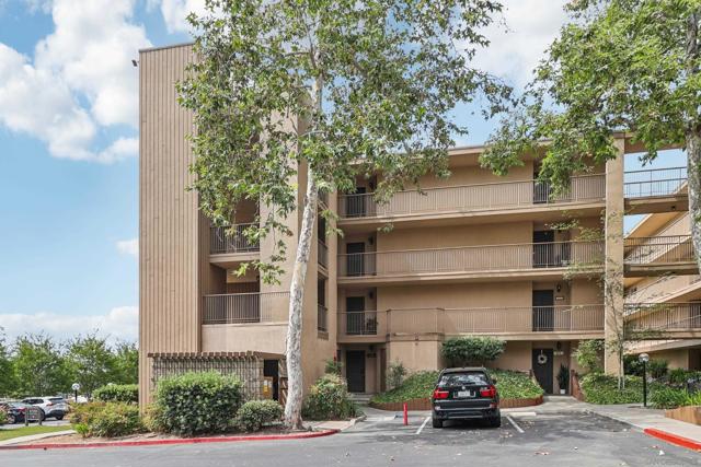 5708 Baltimore Dr, La Mesa CA: https://media.crmls.org/mediaz/a8fe4939-7760-46a3-8811-3b5886eadd3a.jpg