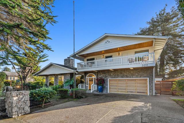 320 Cliff Drive, Aptos CA: https://media.crmls.org/mediaz/a8febcc8-024f-40a3-8a2d-77100e80586b.jpg