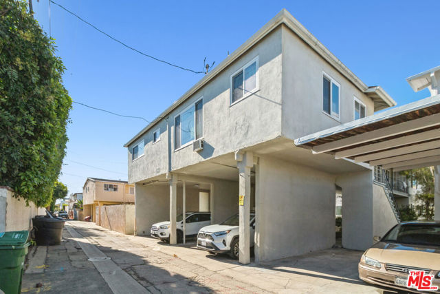 320 South Doheny Drive photo 6