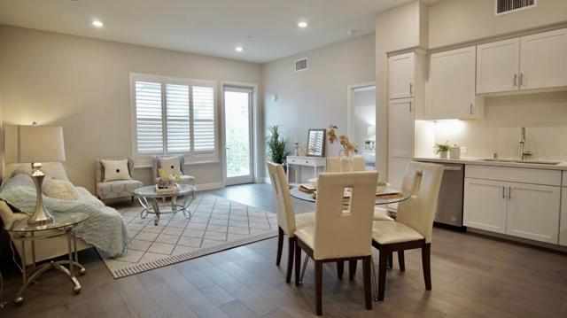 338 Llano De Los Robles Avenue, San Jose CA: https://media.crmls.org/mediaz/a901a1b4-78dd-49c3-b25d-06829f1e142a.jpg