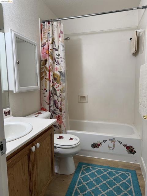 Image 38 of 52 For 6237 Ravenna Way