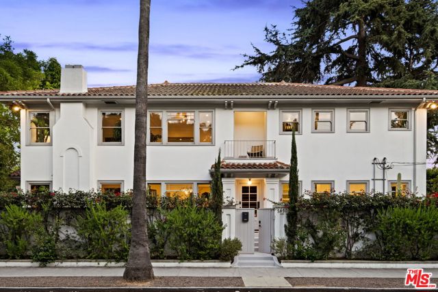 5850 Foothill Drive, Los Angeles CA: https://media.crmls.org/mediaz/a9029edb-3280-44a9-aae4-ae607c8fc9a2.jpg