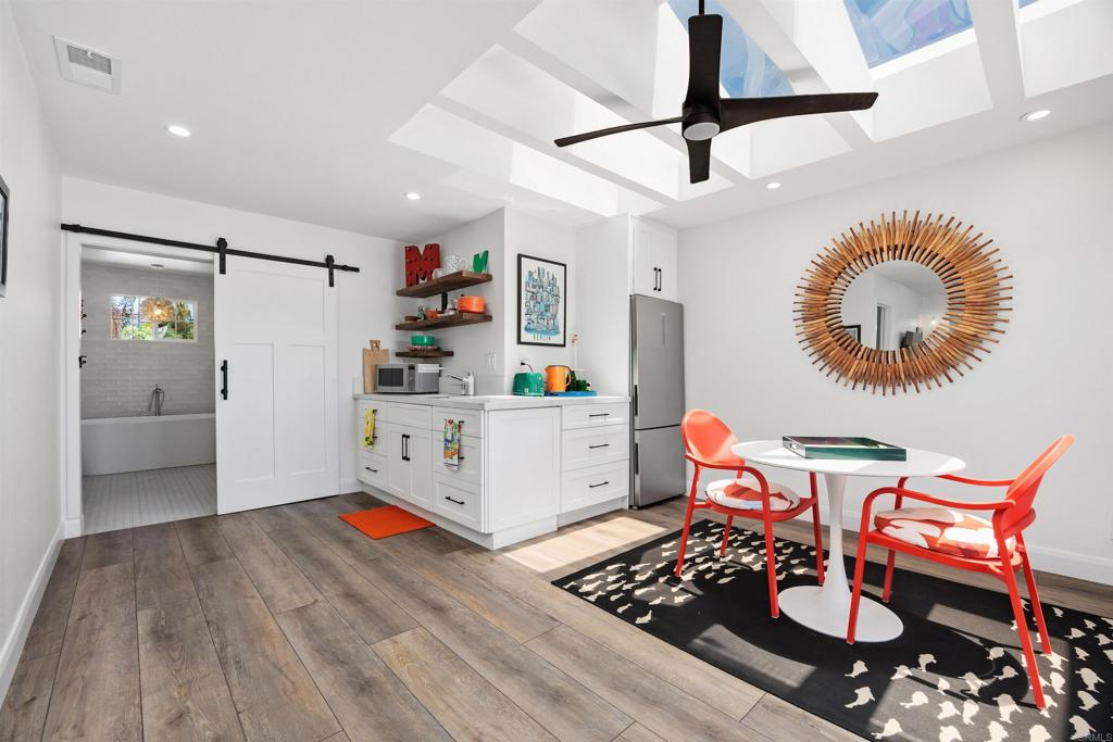 206 Calle De Madera - photo 13