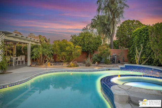 30005 Avenida Alvera, Cathedral City CA: https://media.crmls.org/mediaz/a9034f18-3109-4554-bc01-5d14a0744d3b.jpg