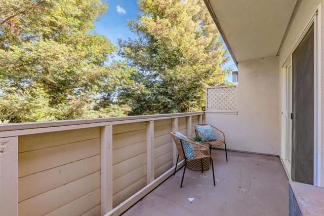 1031 Crestview Drive, Mountain View CA: https://media.crmls.org/mediaz/a9040a9b-a62b-466a-8a8f-06a38e6438f3.jpg