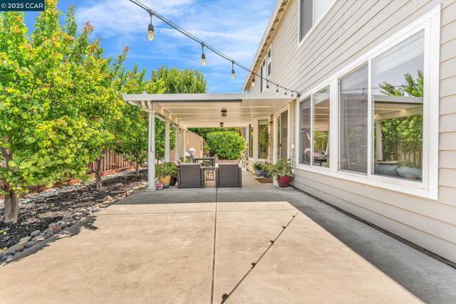 1731 Palmer Dr, Concord CA: https://media.crmls.org/mediaz/a90519a5-33f4-4016-96a3-076fa78c6273.jpg
