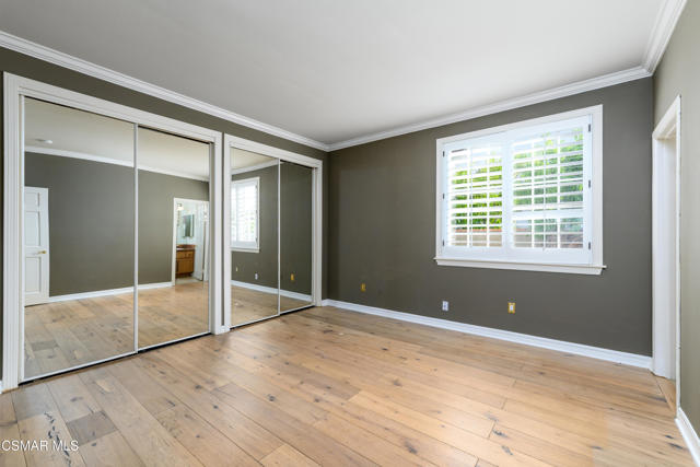 29515 Weeping Willow Drive, Agoura Hills CA: https://media.crmls.org/mediaz/a9053f25-aac9-45cd-a6e4-87bc33ca6c79.jpg