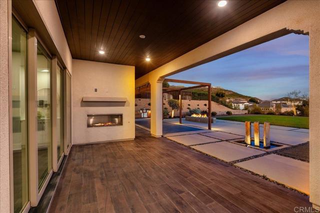 Detail Gallery Image 7 of 75 For 863 Pearl Dr, San Marcos,  CA 92078 - 5 Beds | 5/1 Baths