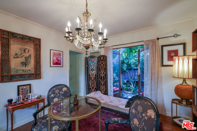 523 S Coronado Street, Los Angeles CA: https://media.crmls.org/mediaz/a906f14c-13cd-45ec-b98e-a7977aa49a75.jpg
