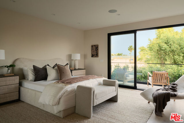 10346 Louisiana Avenue, Los Angeles CA: https://media.crmls.org/mediaz/a9073650-27f8-4003-a8ba-5c9ec64ebf1c.jpg