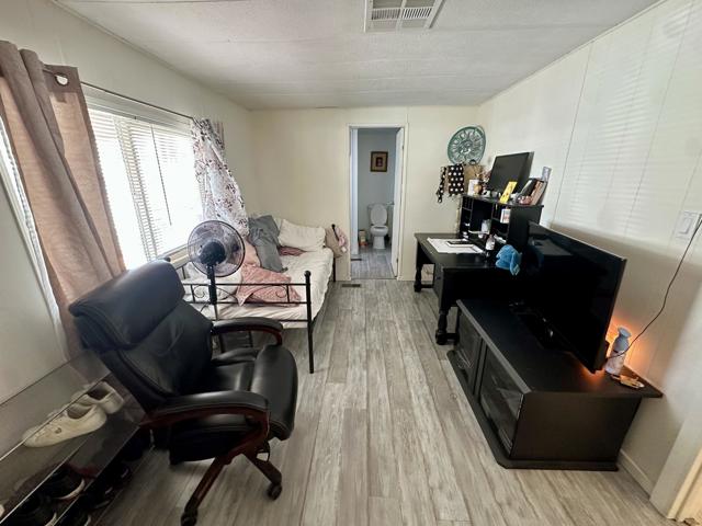 32660 Bloomfield Avenue, Thousand Palms CA: https://media.crmls.org/mediaz/a9076651-63f3-4fee-ae2f-385927c84c9f.jpg