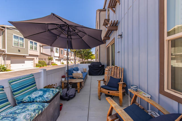 1830 Poppy Drive, Simi Valley CA: https://media.crmls.org/mediaz/a9077226-c267-4d05-bb74-0ae1080a2a6b.jpg