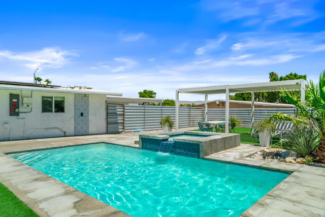 835 Rosa Parks Road, Palm Springs CA: https://media.crmls.org/mediaz/a907966b-1d17-4329-a253-b0e8e6834341.jpg