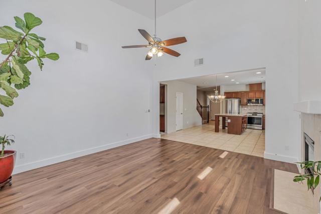 3760 Mirtoon Sea Avenue, Sacramento CA: https://media.crmls.org/mediaz/a907faba-2c8d-4efd-9dc2-1998a10cc12b.jpg