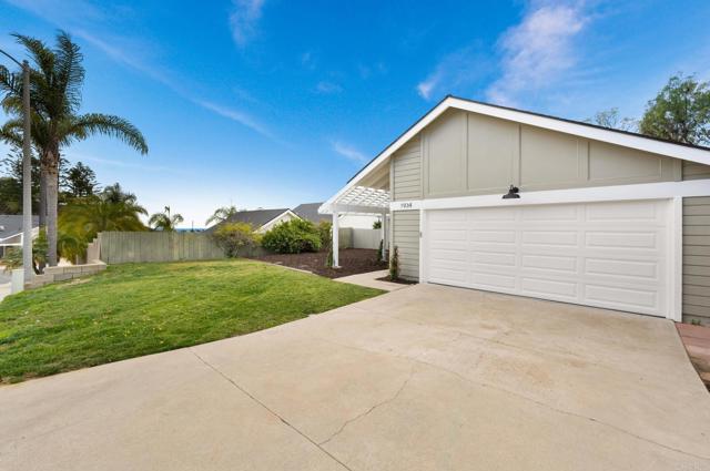 Image 3 of 64 For 1934 Pariva Drive