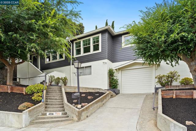 466 Clark St, Crockett CA: https://media.crmls.org/mediaz/a908c810-fd11-47f6-b4f5-a376f60d6a1d.jpg