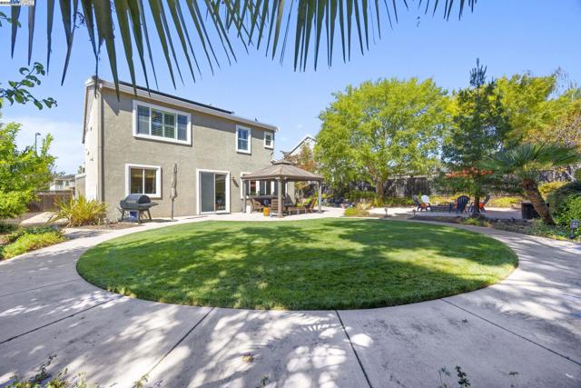 1037 Lexington Way, Livermore CA: https://media.crmls.org/mediaz/a9094f41-e19f-4ae4-86cc-82028dd9407e.jpg