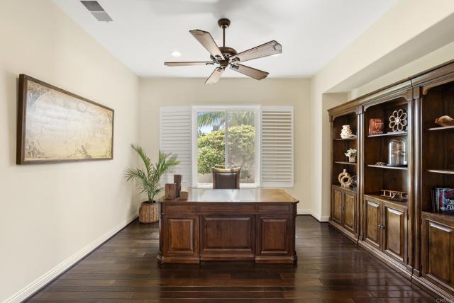 Detail Gallery Image 13 of 52 For 7062 Crystalline Dr, Carlsbad,  CA 92011 - 4 Beds | 2/1 Baths