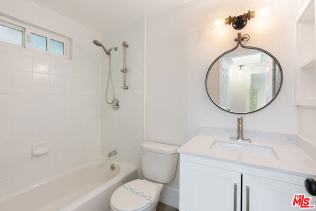 483 Sturtevant Drive, Sierra Madre CA: https://media.crmls.org/mediaz/a90a6581-a0e0-4871-9271-5e9f0538740c.jpg