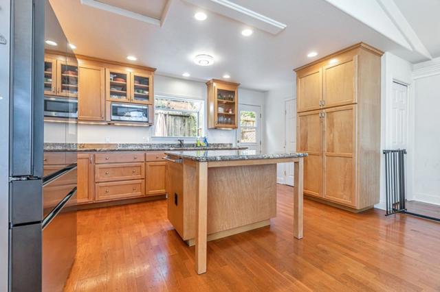 276 San Benito Road, Brisbane CA: https://media.crmls.org/mediaz/a90a8e59-801f-4c37-96e2-e0cfbd24e220.jpg