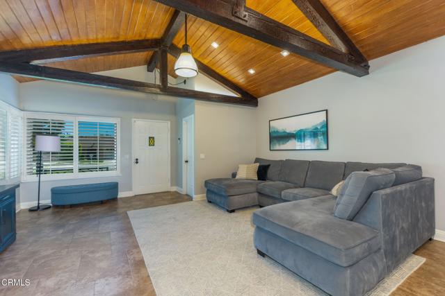 1091 Bradford Avenue, Camarillo CA: https://media.crmls.org/mediaz/a90a9656-f9c9-4189-a2af-a3a1aecc20b7.jpg