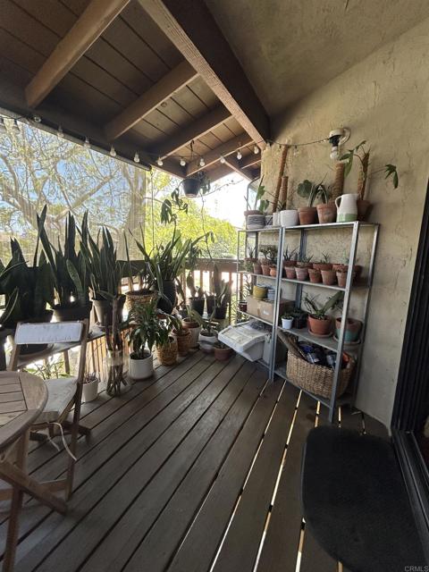 Detail Gallery Image 2 of 17 For 440 Citracado Pkwy #30,  Escondido,  CA 92025 - 2 Beds | 2 Baths