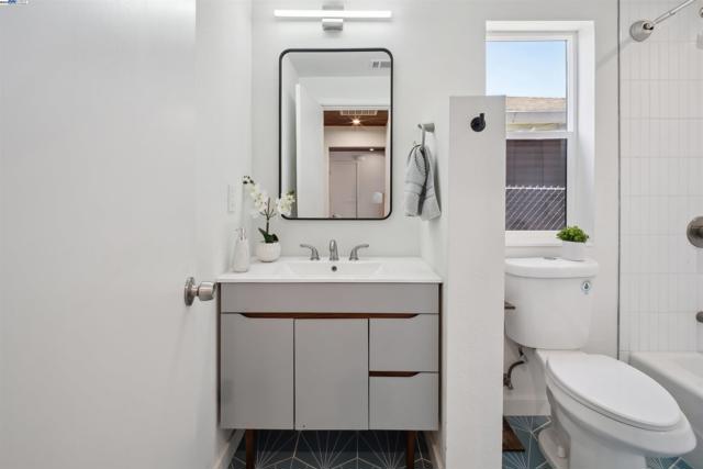 613 Payne Dr, Richmond CA: https://media.crmls.org/mediaz/a90b8a17-7eb8-4448-9721-49dcdb1c93c8.jpg