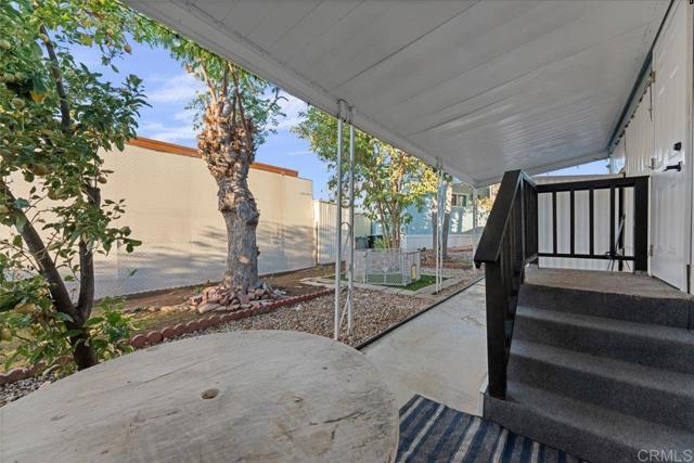 Detail Gallery Image 6 of 29 For 1174 E Main St #103,  El Cajon,  CA 92021 - 2 Beds | 1 Baths