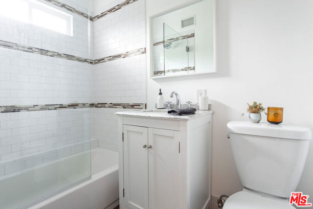 5850 Foothill Drive, Los Angeles CA: https://media.crmls.org/mediaz/a90badc9-7d1d-4fed-bc8f-5d273dfa2ac7.jpg