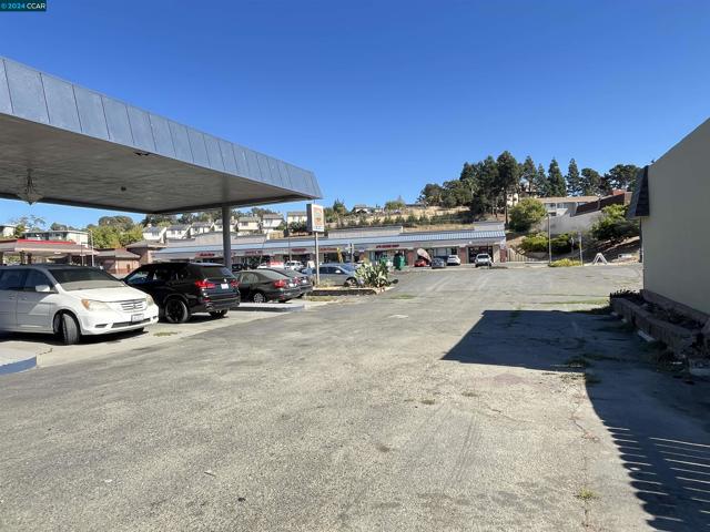 478 Appian Way, El Sobrante, California 94803, ,Business Opportunity,For Sale,Appian Way,41076083