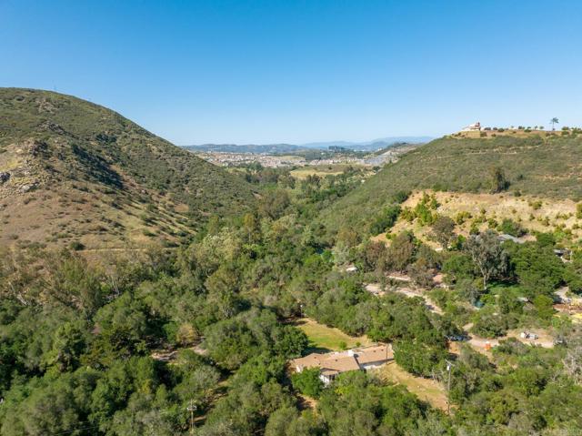 Detail Gallery Image 6 of 49 For 9115 Harmony Grove Rd, Escondido,  CA 92029 - 3 Beds | 2 Baths