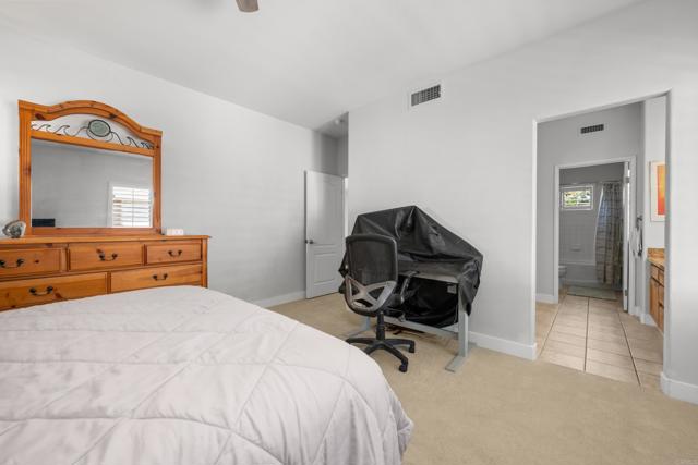 210 Belflora Way, Oceanside CA: https://media.crmls.org/mediaz/a90f8915-274d-469e-bc98-43d1469c2906.jpg