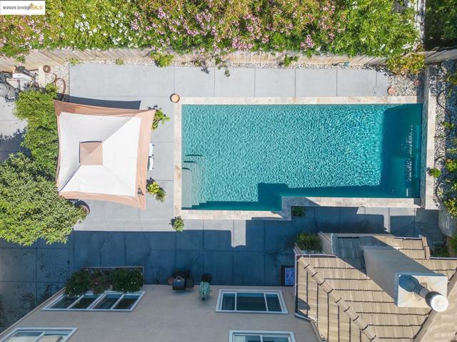 1856 Buck Mountain Court, Antioch CA: https://media.crmls.org/mediaz/a90fb2a4-470f-4e3c-8ed3-ee0d2a655327.jpg