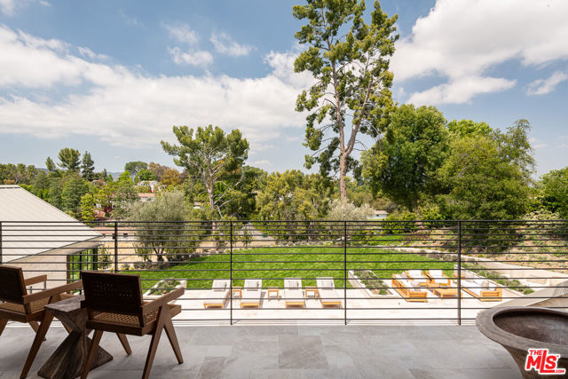 24172 Lupin Hill Road, Hidden Hills CA: https://media.crmls.org/mediaz/a90fe20f-ea4e-435b-844f-80bb3f5ecf52.jpg
